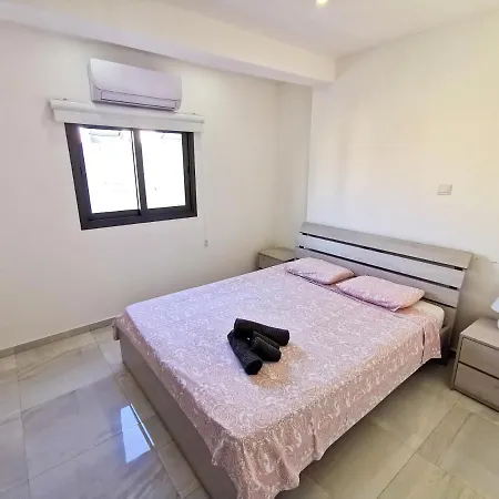 Vasilo Court Seaview * לרנקה